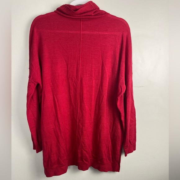 NWT Eileen Fisher Red Turtleneck Box Top sweater size small , 100% merino wool - Picture 4 of 4